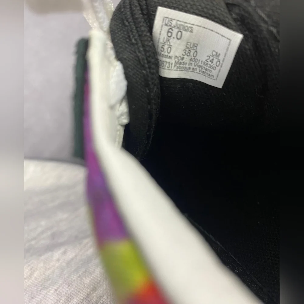 Vans Kids Old‎ Skool Rainbow Tie Dye Juniors Size 6